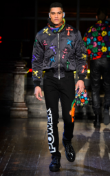 Party trend. Moschino