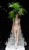 00036-NOIR-KEI-NINOMIYA-Spring-20-RTW